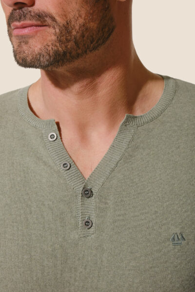 Pull homme en maille col tunisien Owen